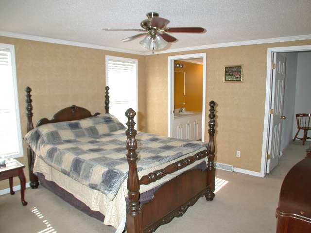 1760 Agnew Road Starr, SC 29684 - Photo 4 of 9 Gallery Image 4