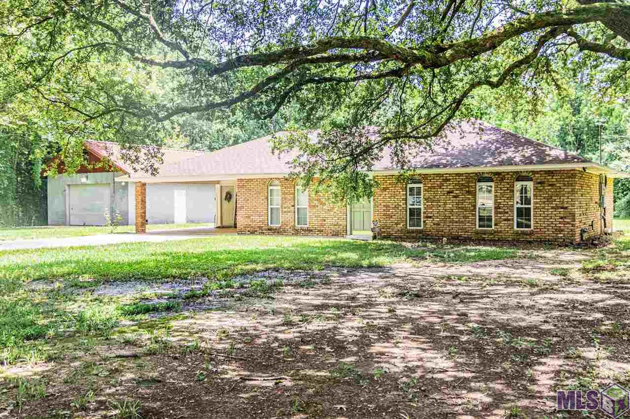 12497 Roundsaville Road Baton Rouge, LA 70818 - Photo 1 of 15