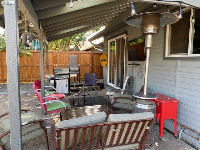 1288 West Olympic Street Springfield, OR 97477 - Photo 10 of 12