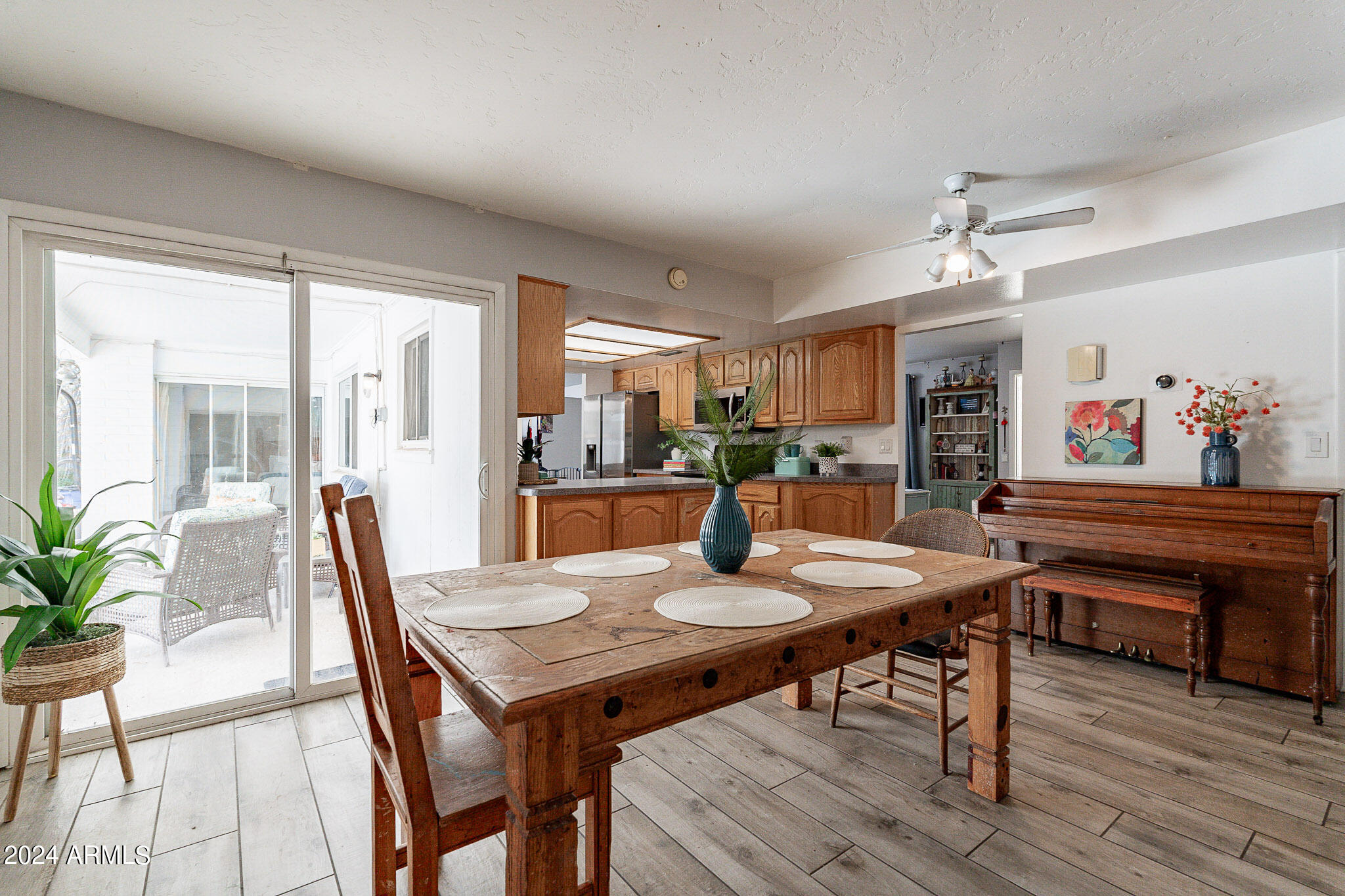 8313 East Redwing Road Scottsdale, AZ 85250 - Photo 11 of 54 Dining Room