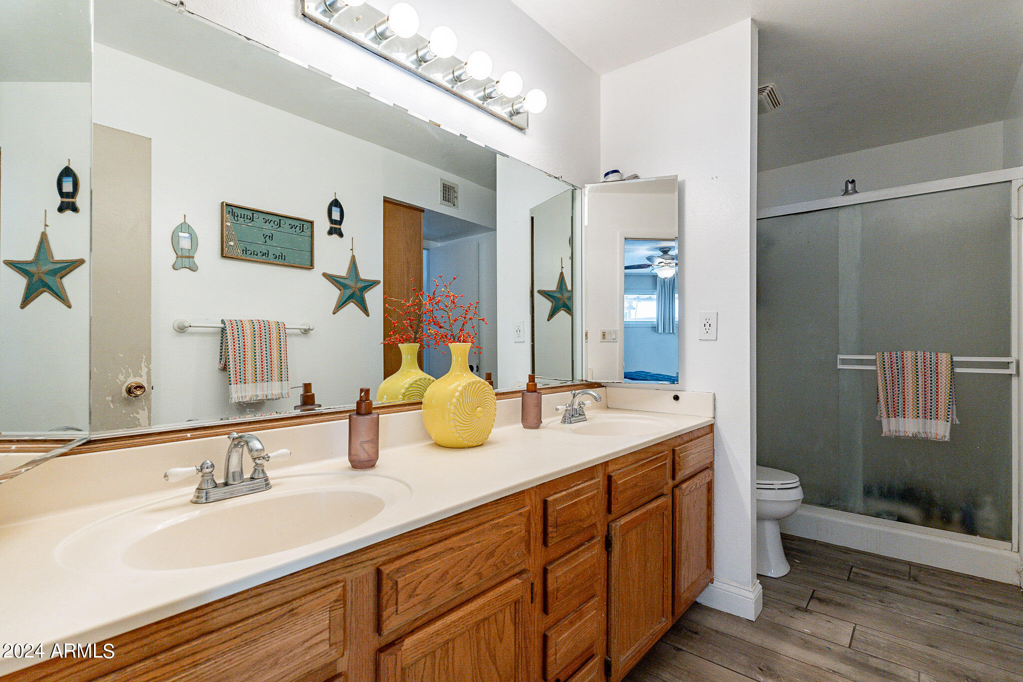 8313 East Redwing Road Scottsdale, AZ 85250 - Photo 22 of 54 Primary En-Suite Bathroom