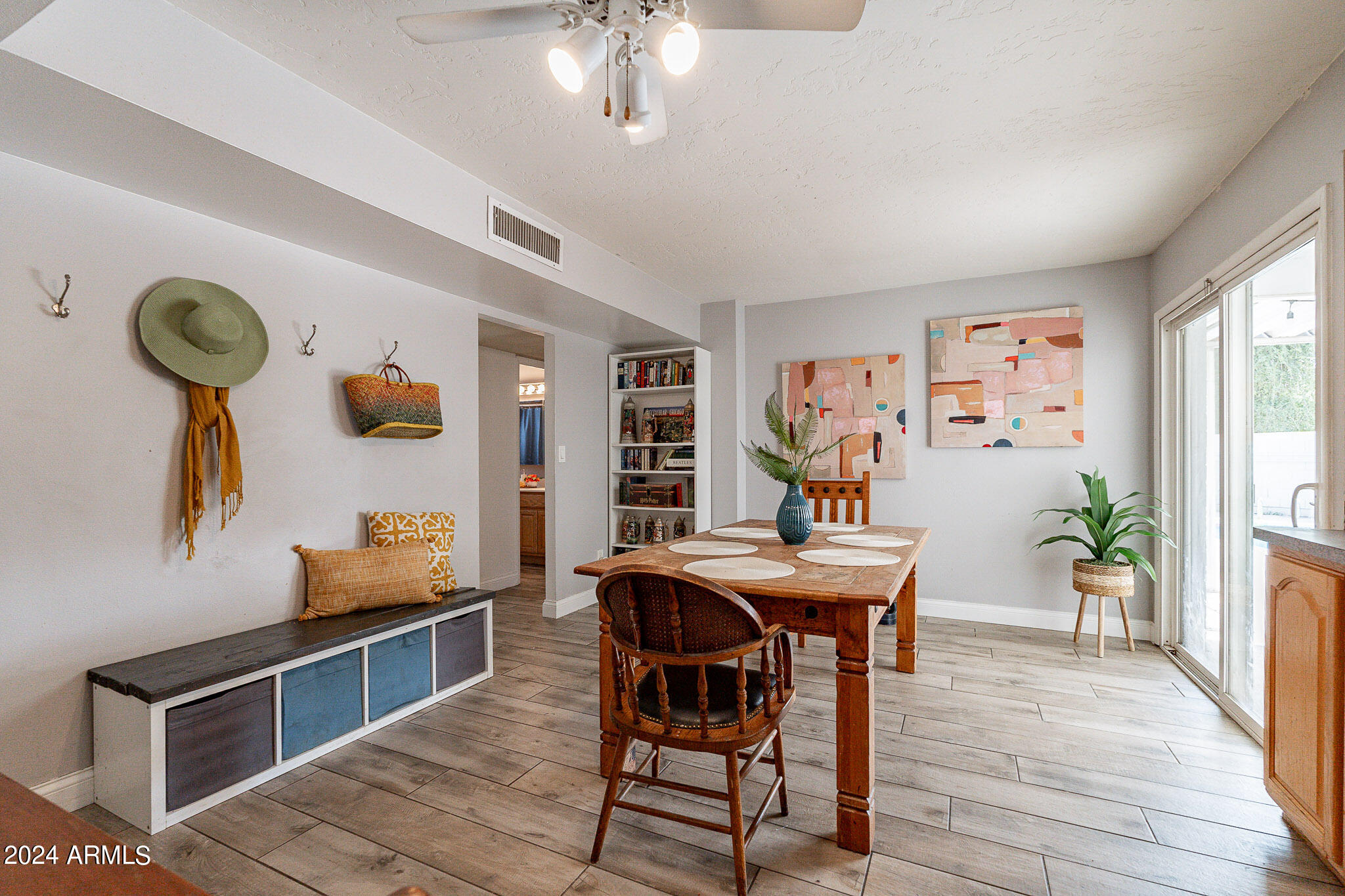 8313 East Redwing Road Scottsdale, AZ 85250 - Photo 9 of 54 Dining Room