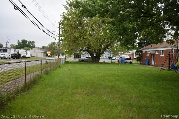 $79,999 | 5910 North Waverly Street, Dearborn Heights, MI 48127