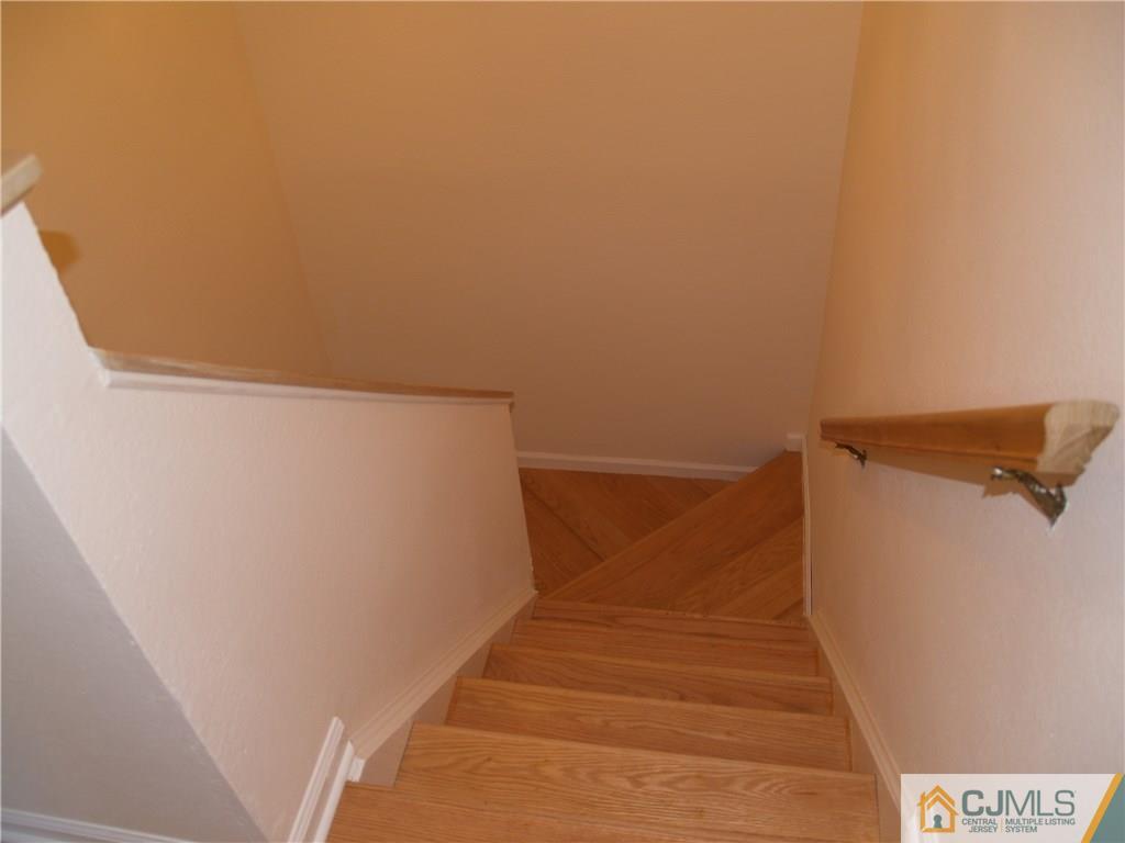 18 High Pond Lane, Unit 18 Bedminster, NJ 07921 - Photo 17 of 19 a view of entryway