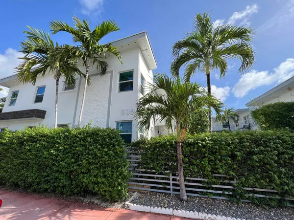 $2,200 | 935 8th Street, Unit 3, Miami Beach, FL 33139