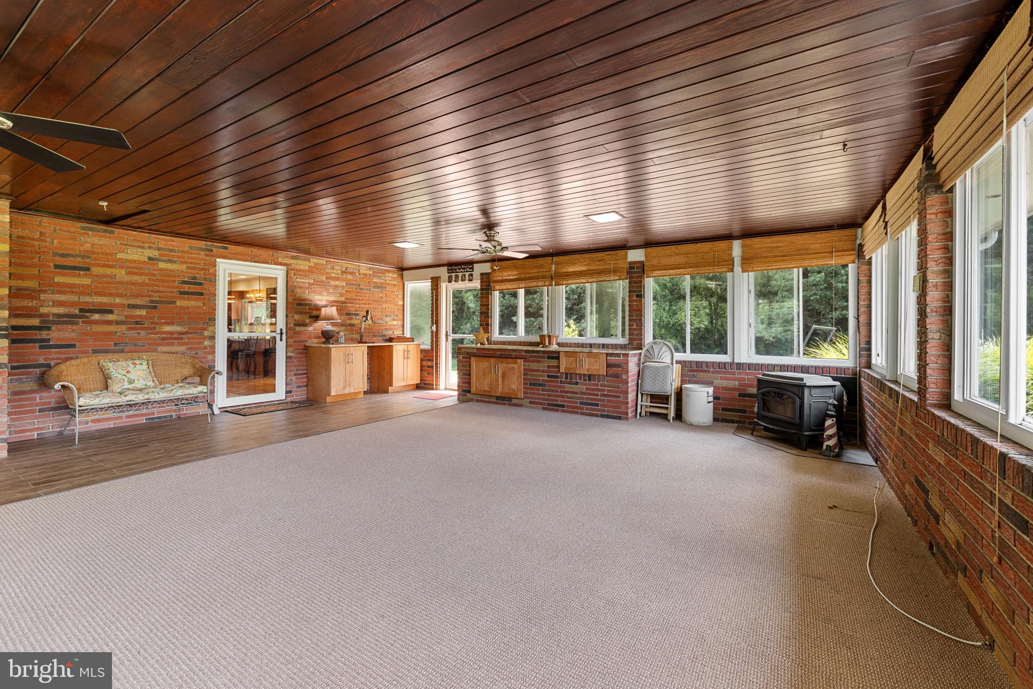 4948 Silver Spring Road Perry Hall, MD 21128 - Photo 18 of 60 Family/ Sunroom