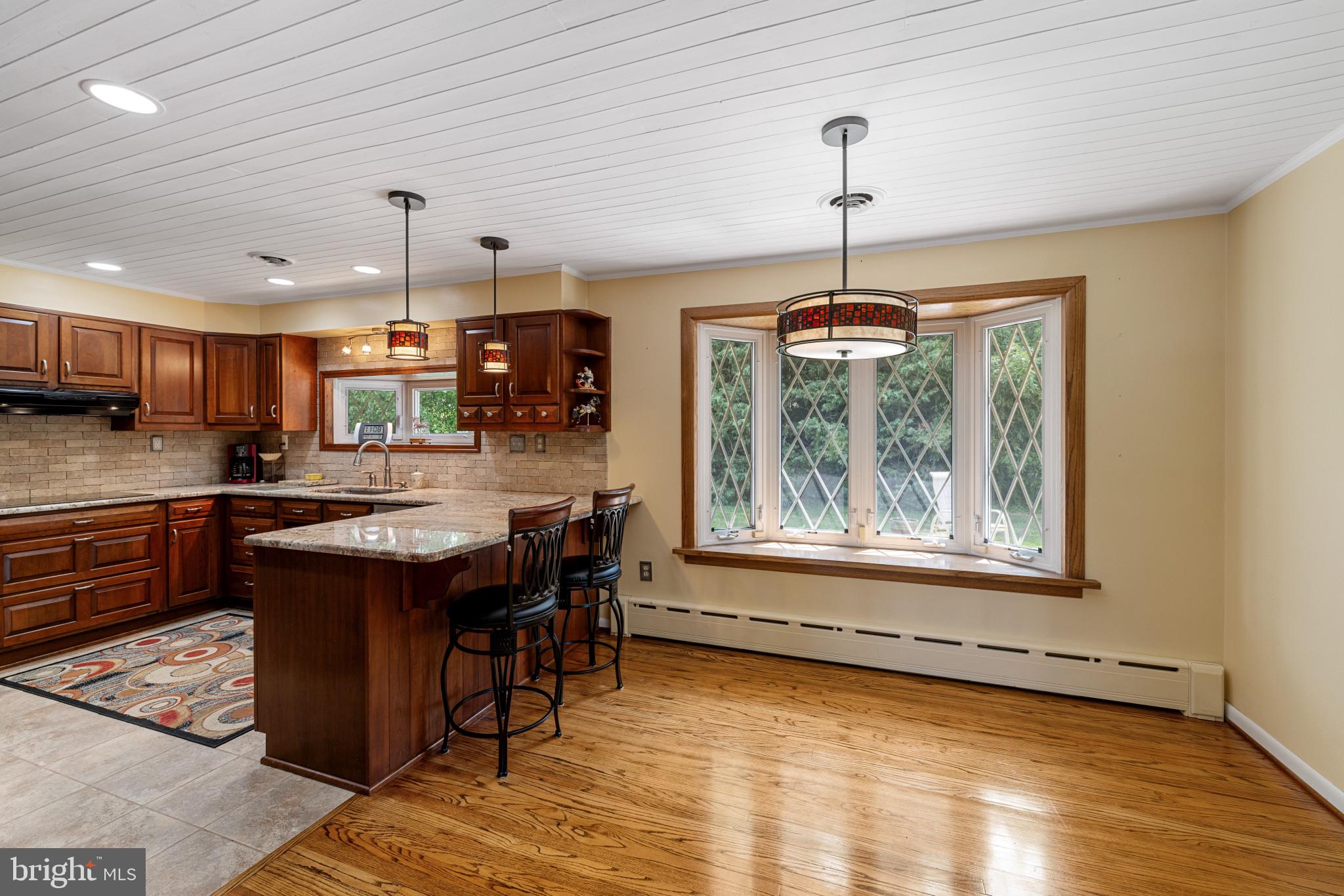 4948 Silver Spring Road Perry Hall, MD 21128 - Photo 26 of 60 Eating Area