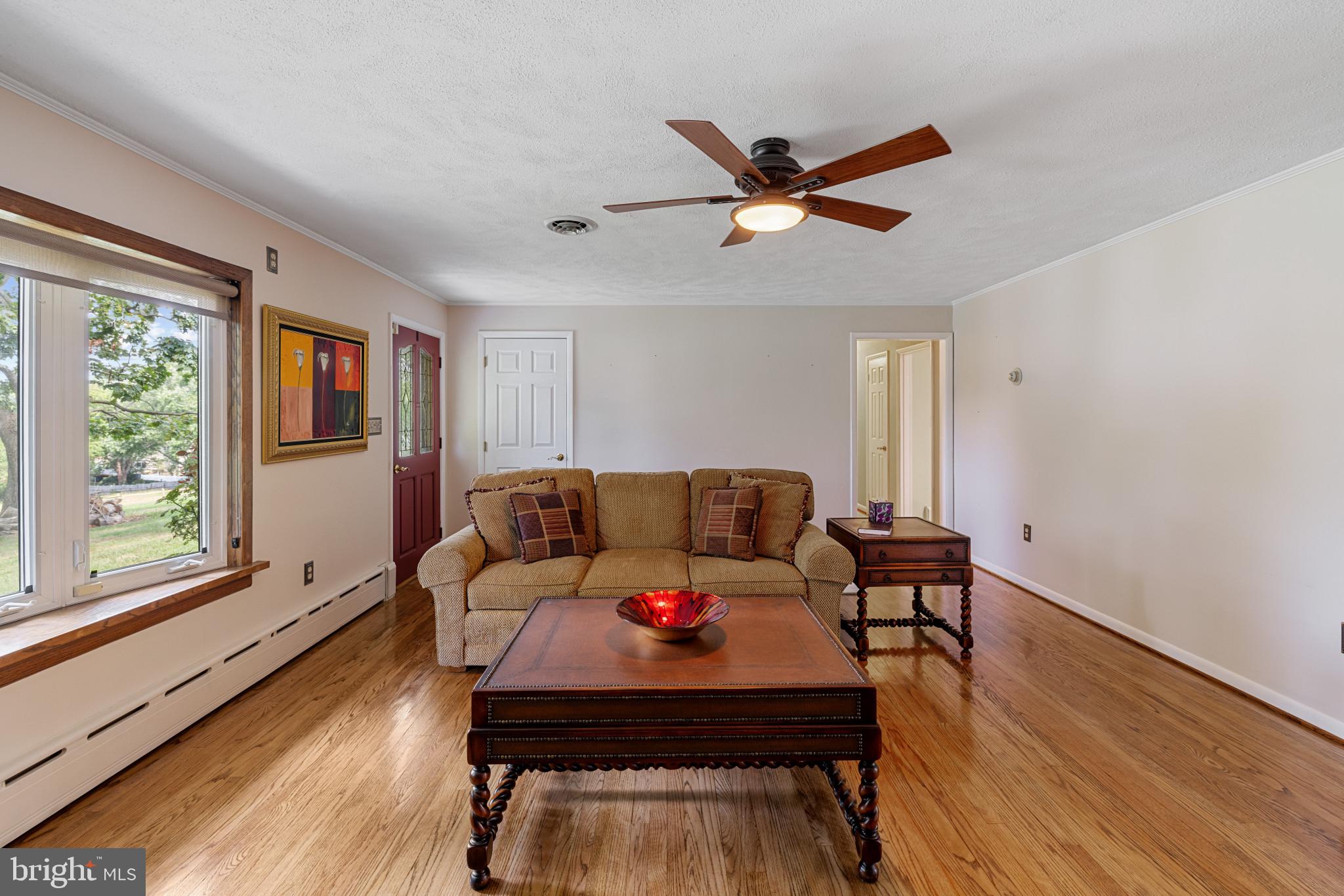 4948 Silver Spring Road Perry Hall, MD 21128 - Photo 31 of 60 Living Room