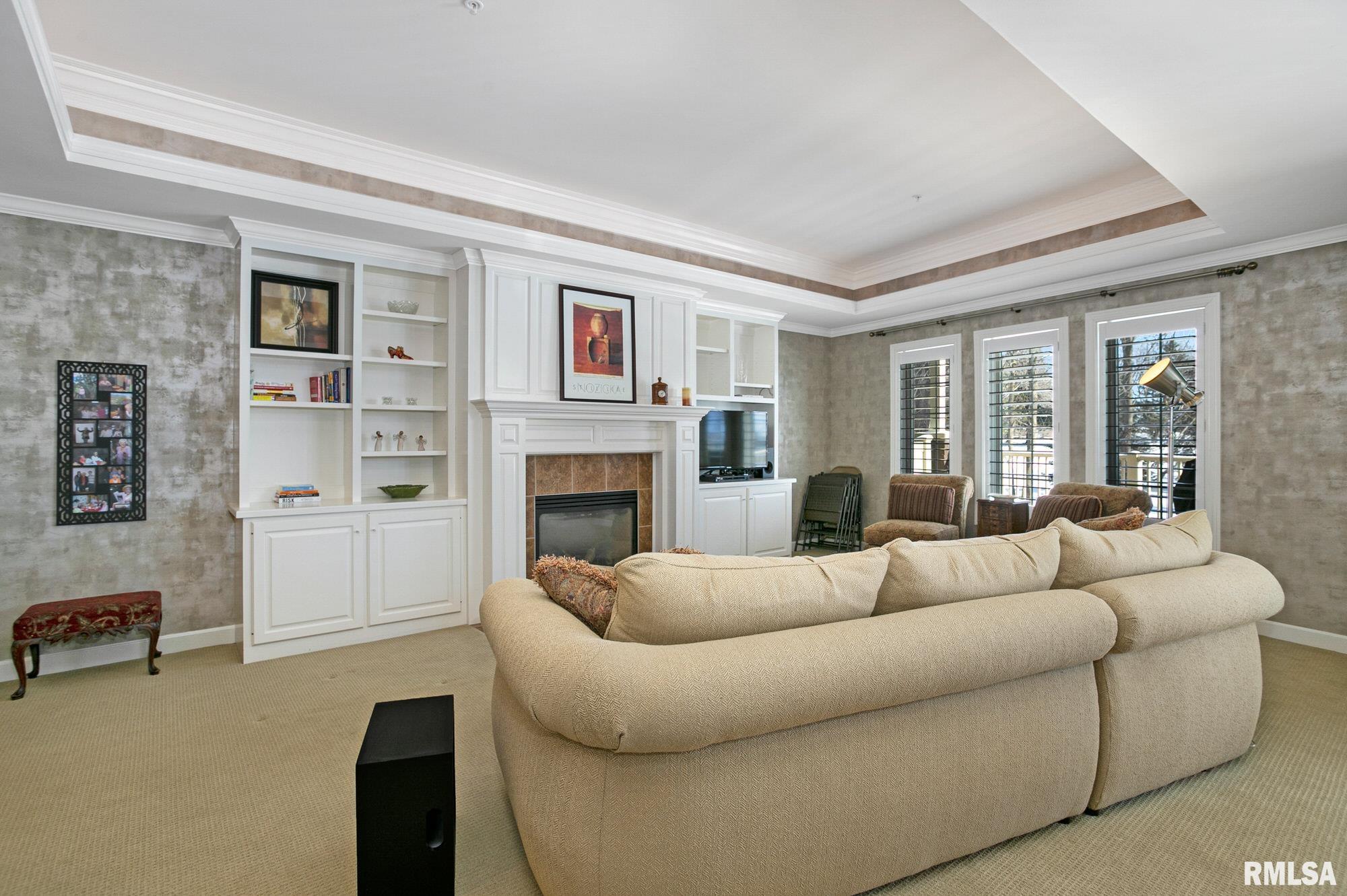 6211 Utica Ridge Road, Unit 102 Davenport, IA 52807 - Photo 21 of 36 Gallery Image 21