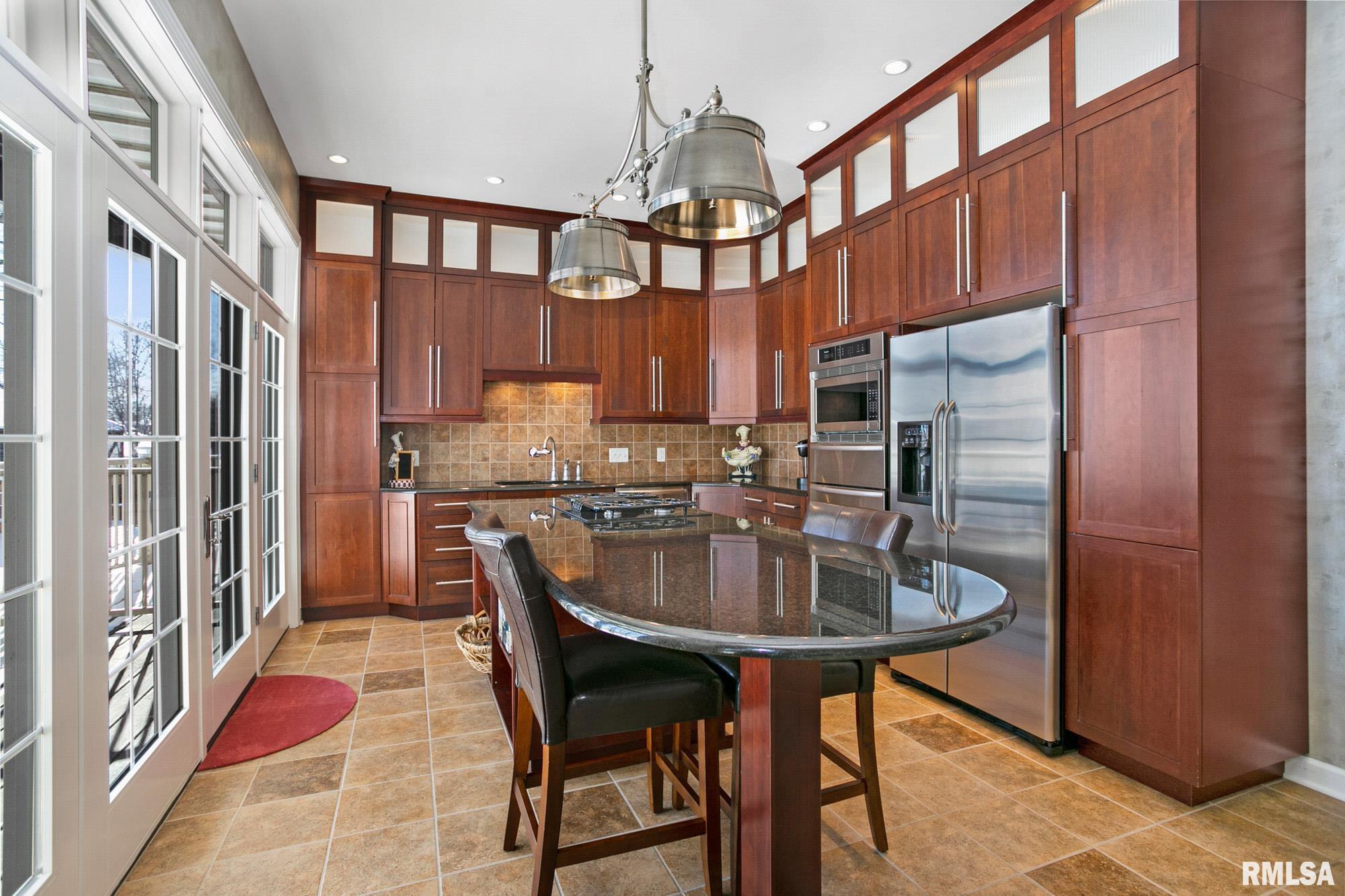 6211 Utica Ridge Road, Unit 102 Davenport, IA 52807 - Photo 23 of 36 Gallery Image 23