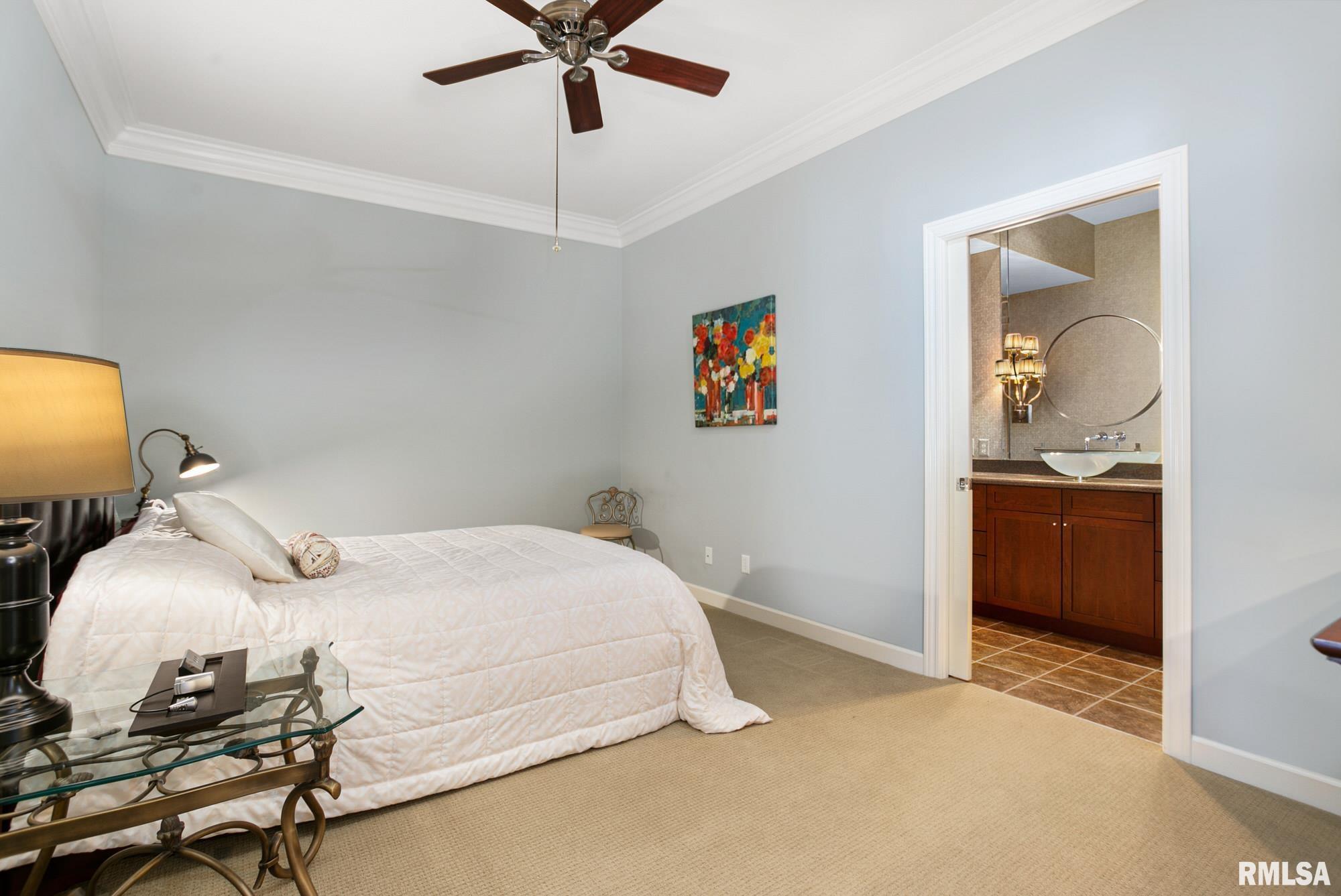 6211 Utica Ridge Road, Unit 102 Davenport, IA 52807 - Photo 27 of 36 Gallery Image 27