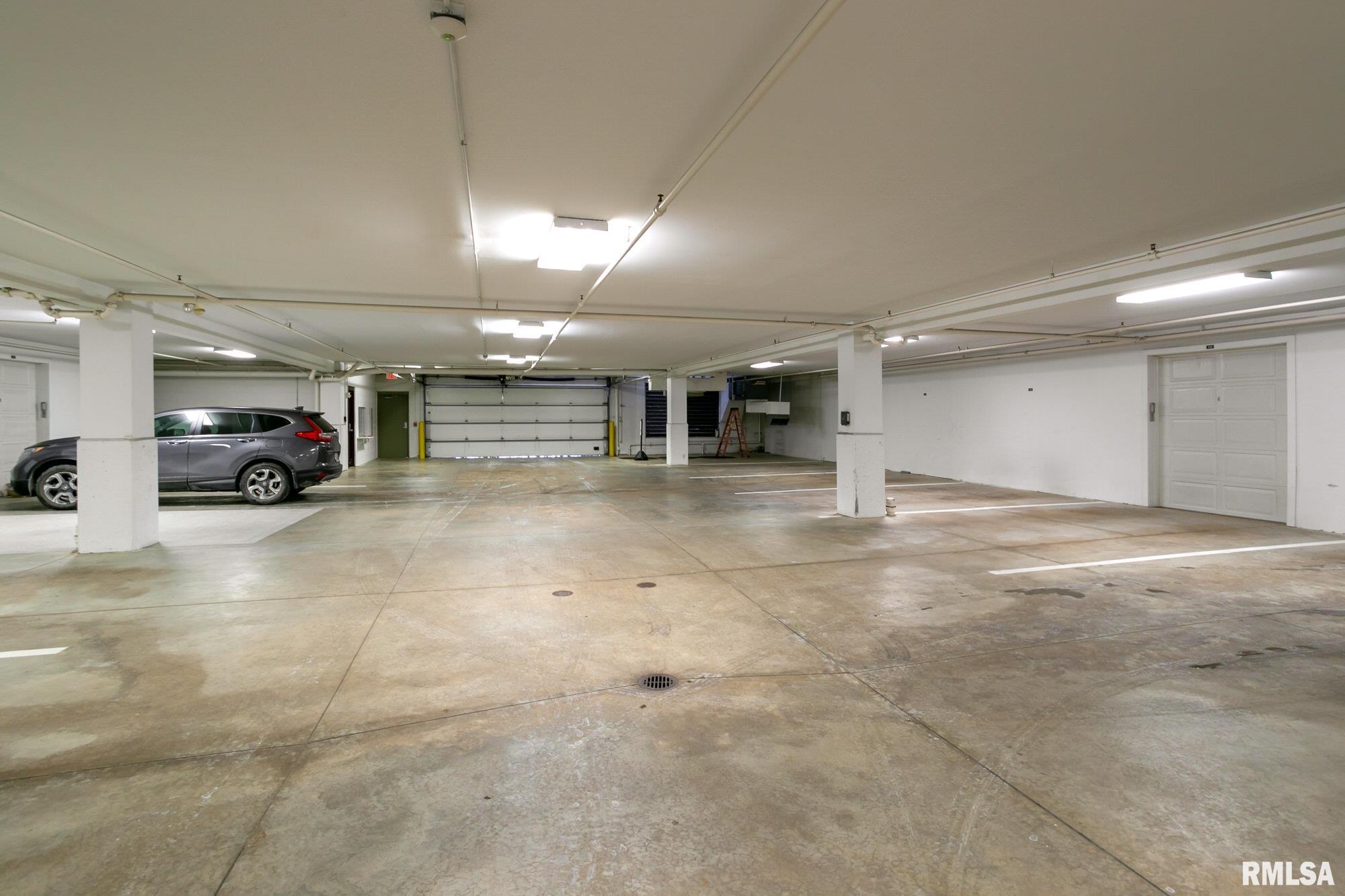 6211 Utica Ridge Road, Unit 102 Davenport, IA 52807 - Photo 33 of 36 Gallery Image 33