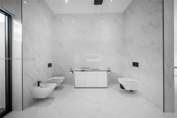 $8,500,000 | 15620 Southwest 188th Avenue, Miami, FL 33187