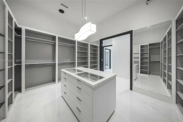 $8,500,000 | 15620 Southwest 188th Avenue, Miami, FL 33187