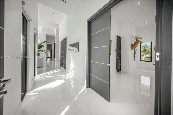 $8,500,000 | 15620 Southwest 188th Avenue, Miami, FL 33187