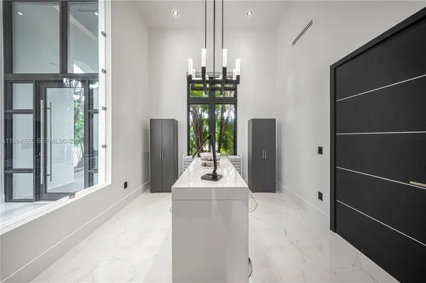 $8,500,000 | 15620 Southwest 188th Avenue, Miami, FL 33187