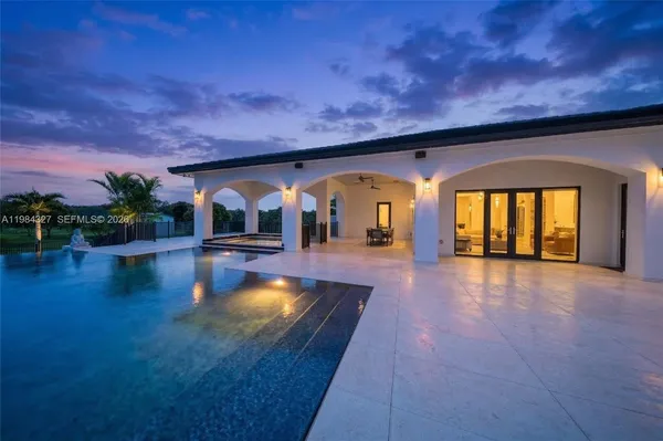 $8,500,000 | 15620 Southwest 188th Avenue, Miami, FL 33187