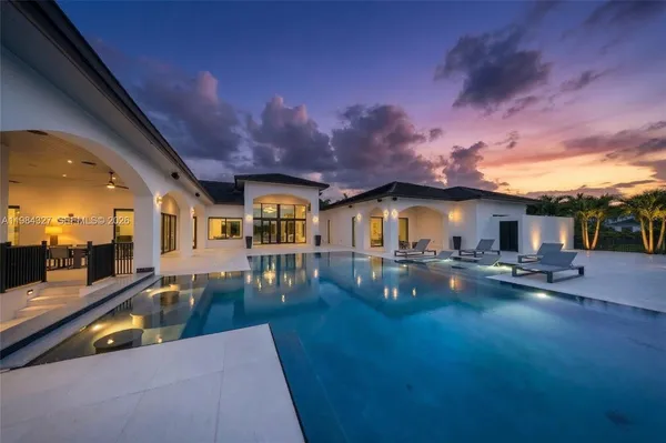 $8,500,000 | 15620 Southwest 188th Avenue, Miami, FL 33187