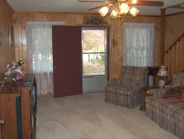 667 West Gate Pickens, SC 29671 - Photo 4 of 9