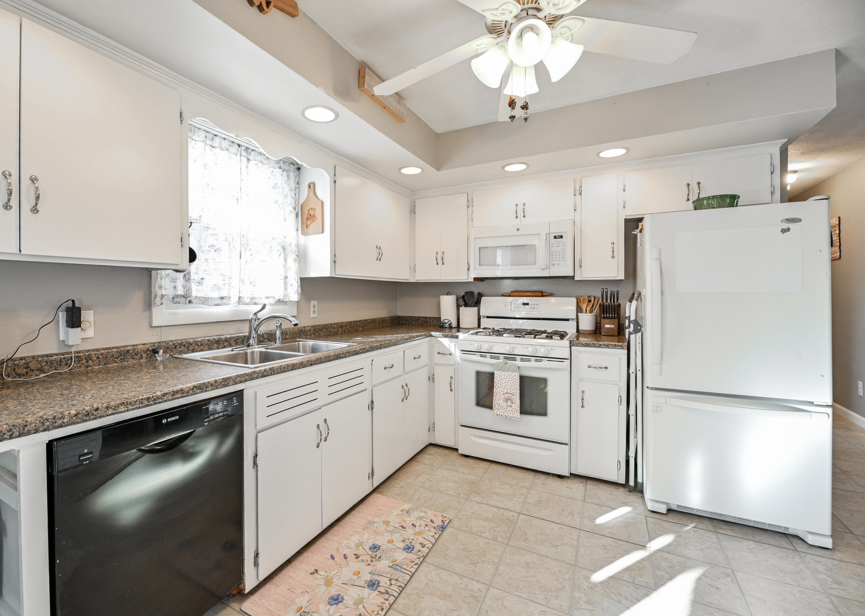 927 China Road Winslow, ME 04901 - Photo 11 of 39 Update26