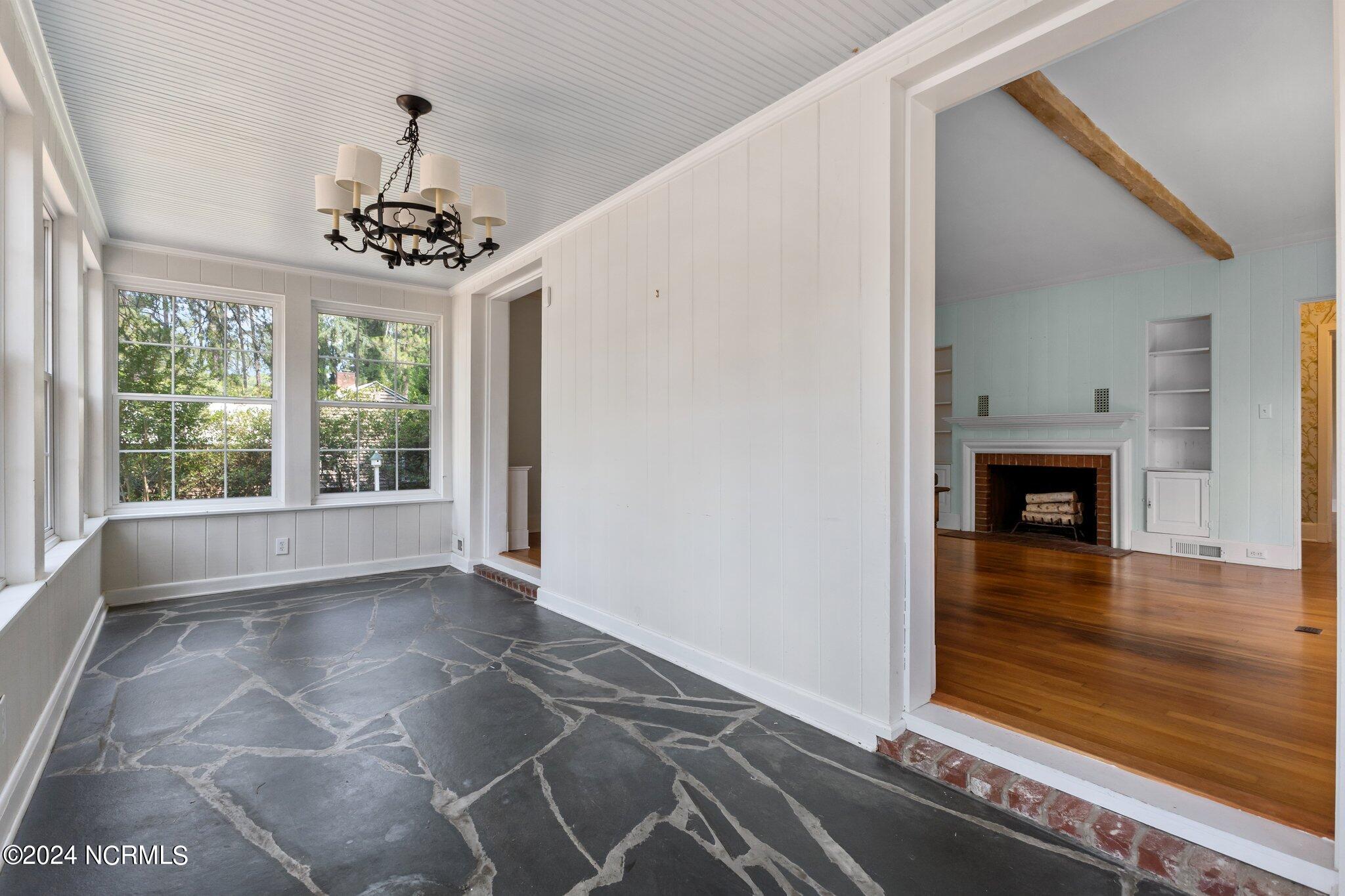 170 South Ridge Street Southern Pines, NC 28387 - Photo 7 of 37 34-web-or-mls-707A9505