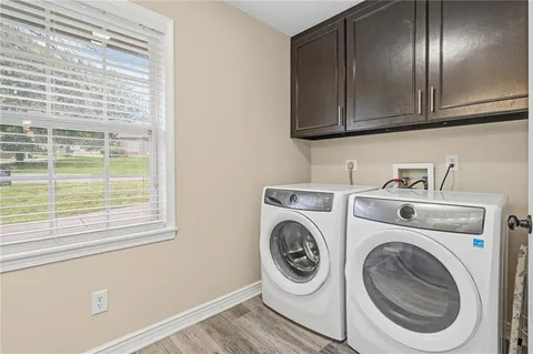 $349,000 | 2418 North 88th Drive, Kansas City, KS 66109