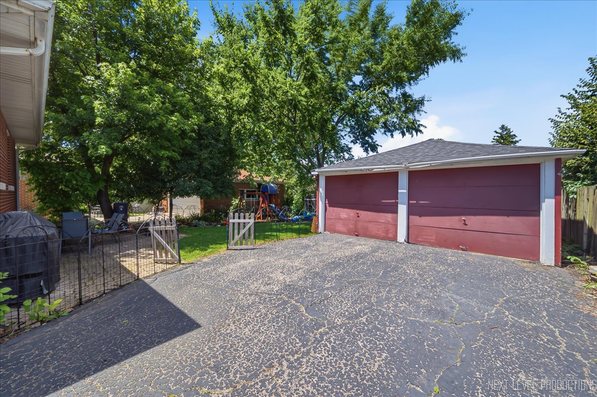 9 Ridge Road Lemont, IL 60439 - Photo 23 of 24