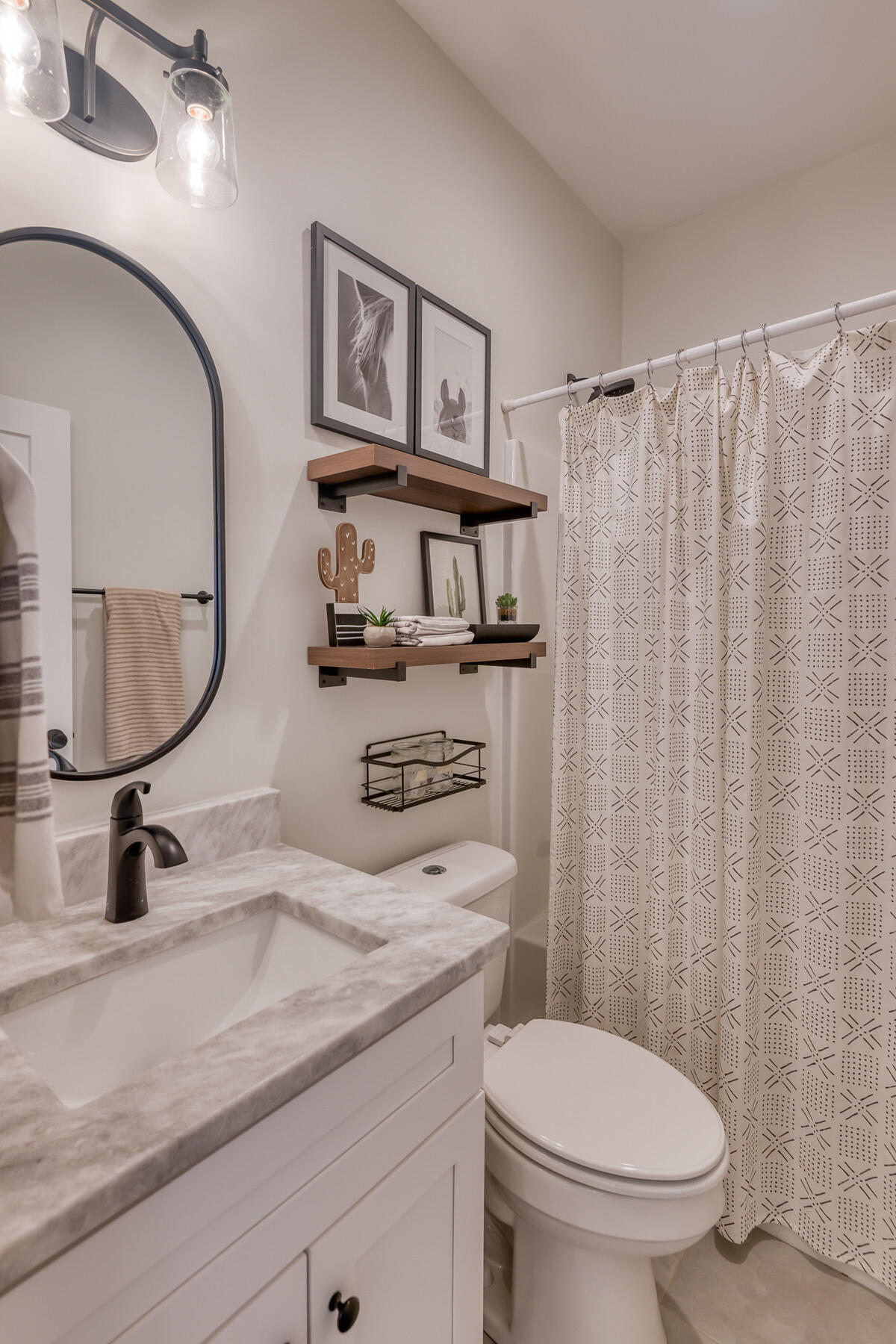553 Ridgecrest Road Jonesborough, TN 37659 - Photo 20 of 25 Guest Bath