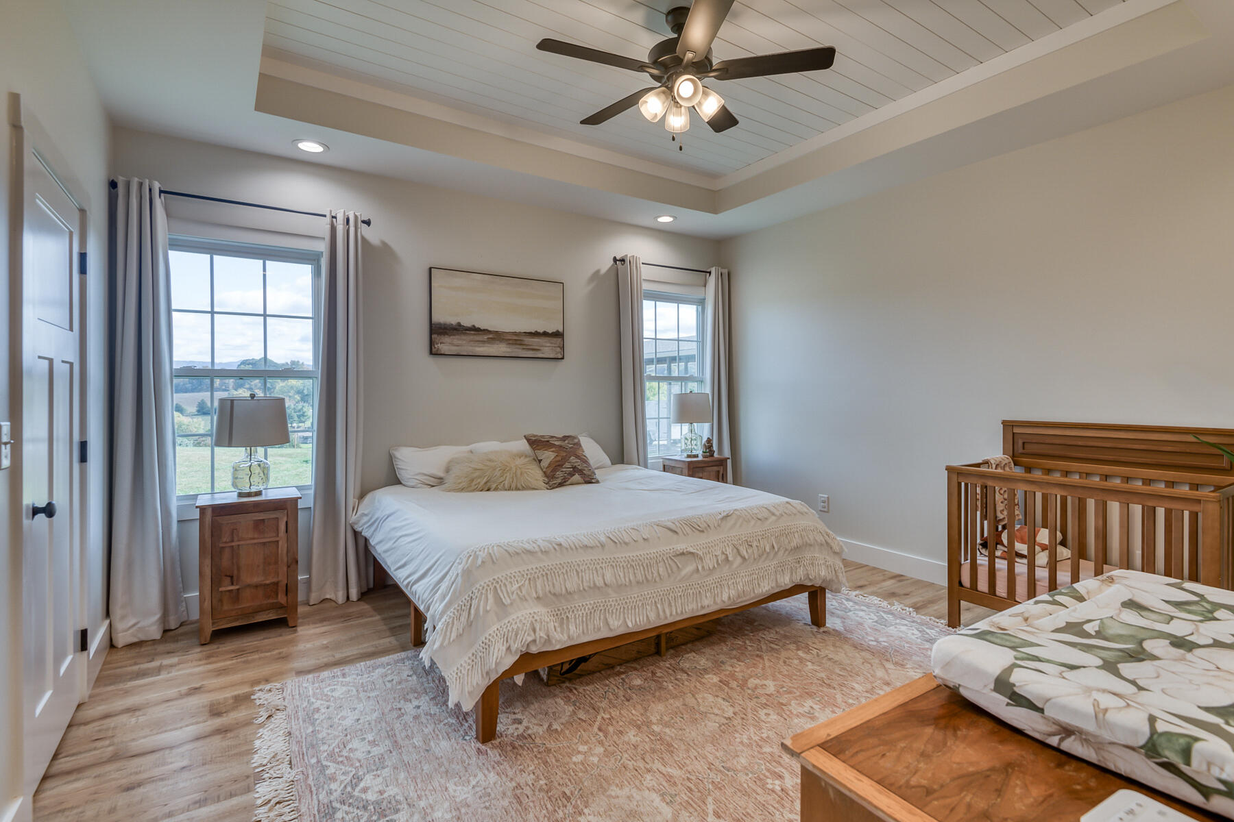 553 Ridgecrest Road Jonesborough, TN 37659 - Photo 5 of 25 Master BR