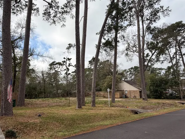 $575,000 | 9741 Warwana Road, Houston, TX 77080