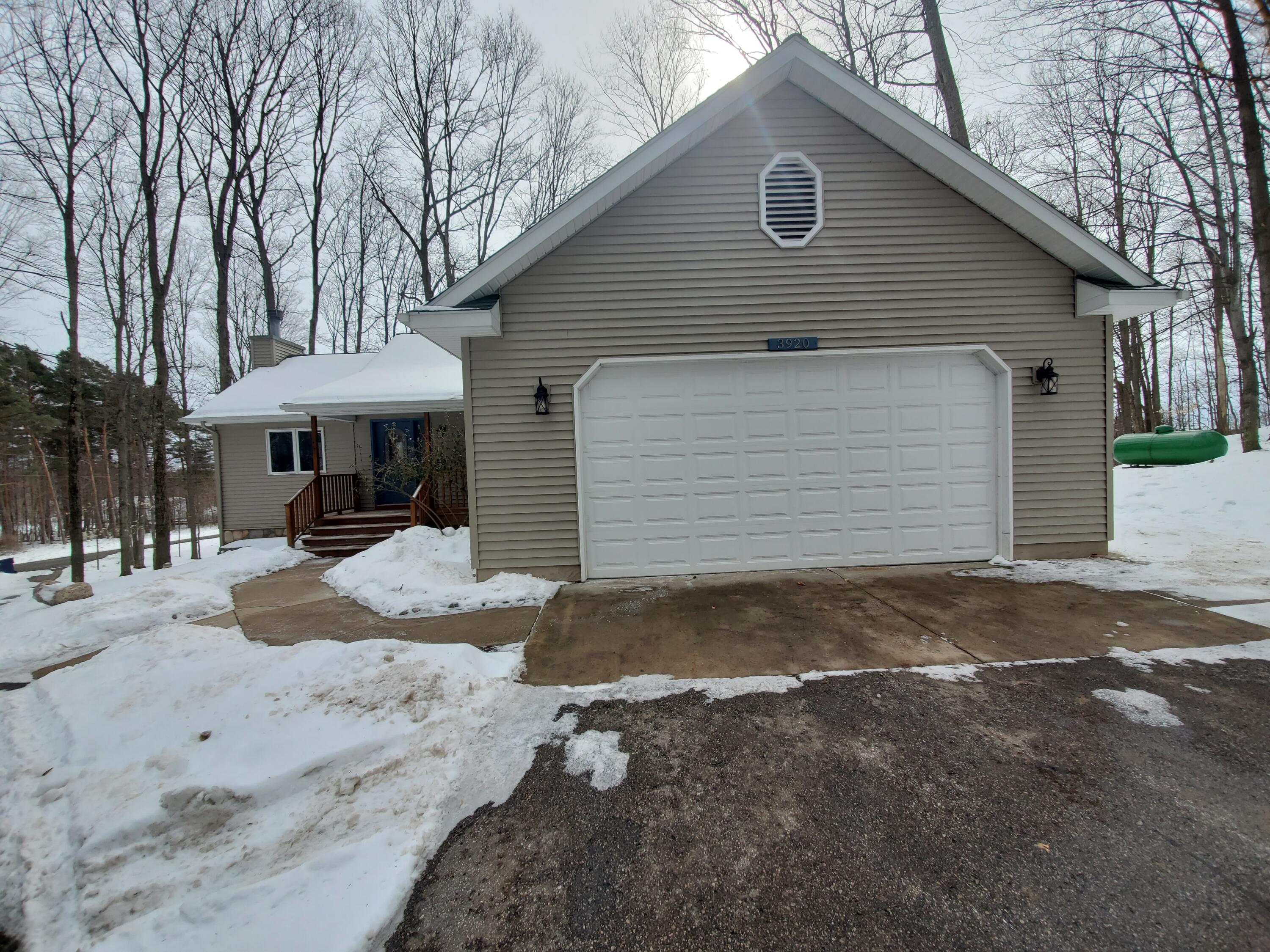 3920 Vandermark Road Bellaire, MI 49615 - Photo 3 of 30 20220228_131246