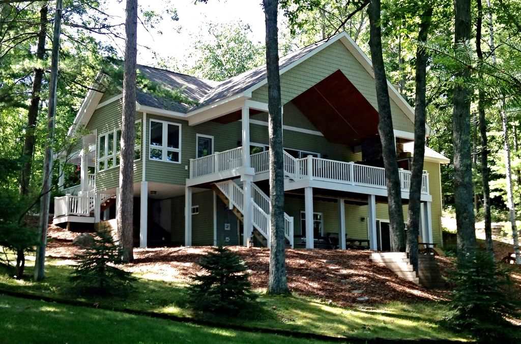 82-70 Highview Road Traverse City, MI 49696 - Photo 45 of 45 1874279-44.JPG
