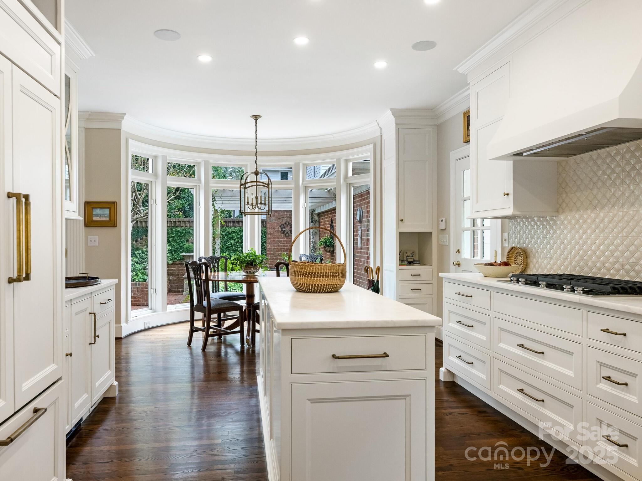 2149 Rolston Drive Charlotte, NC 28207 - Photo 18 of 41 Gallery Image 18