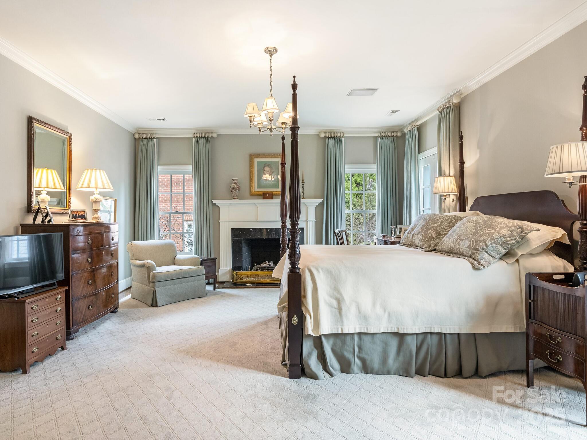 2149 Rolston Drive Charlotte, NC 28207 - Photo 21 of 41 Gallery Image 21