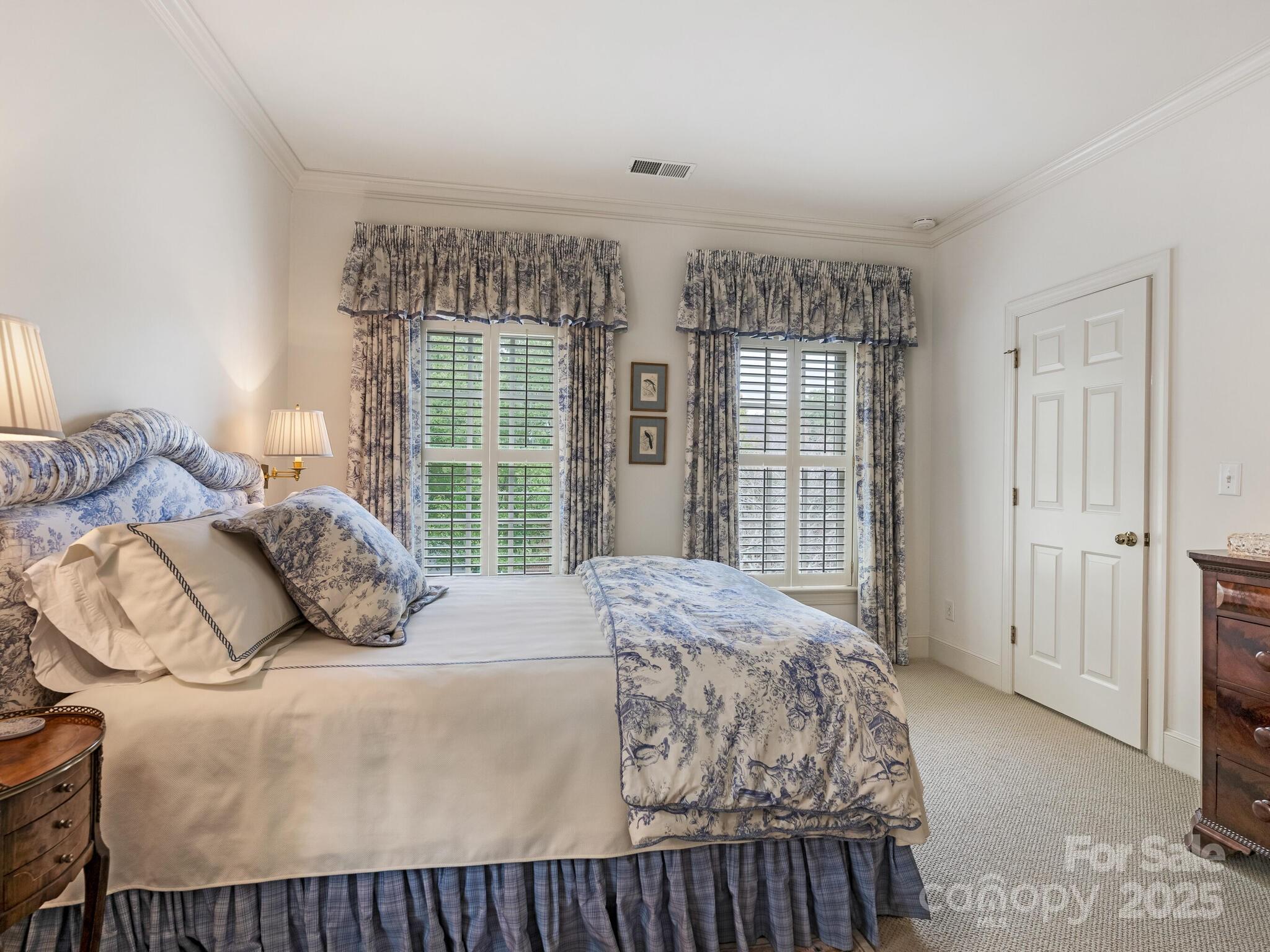 2149 Rolston Drive Charlotte, NC 28207 - Photo 29 of 41 Gallery Image 29