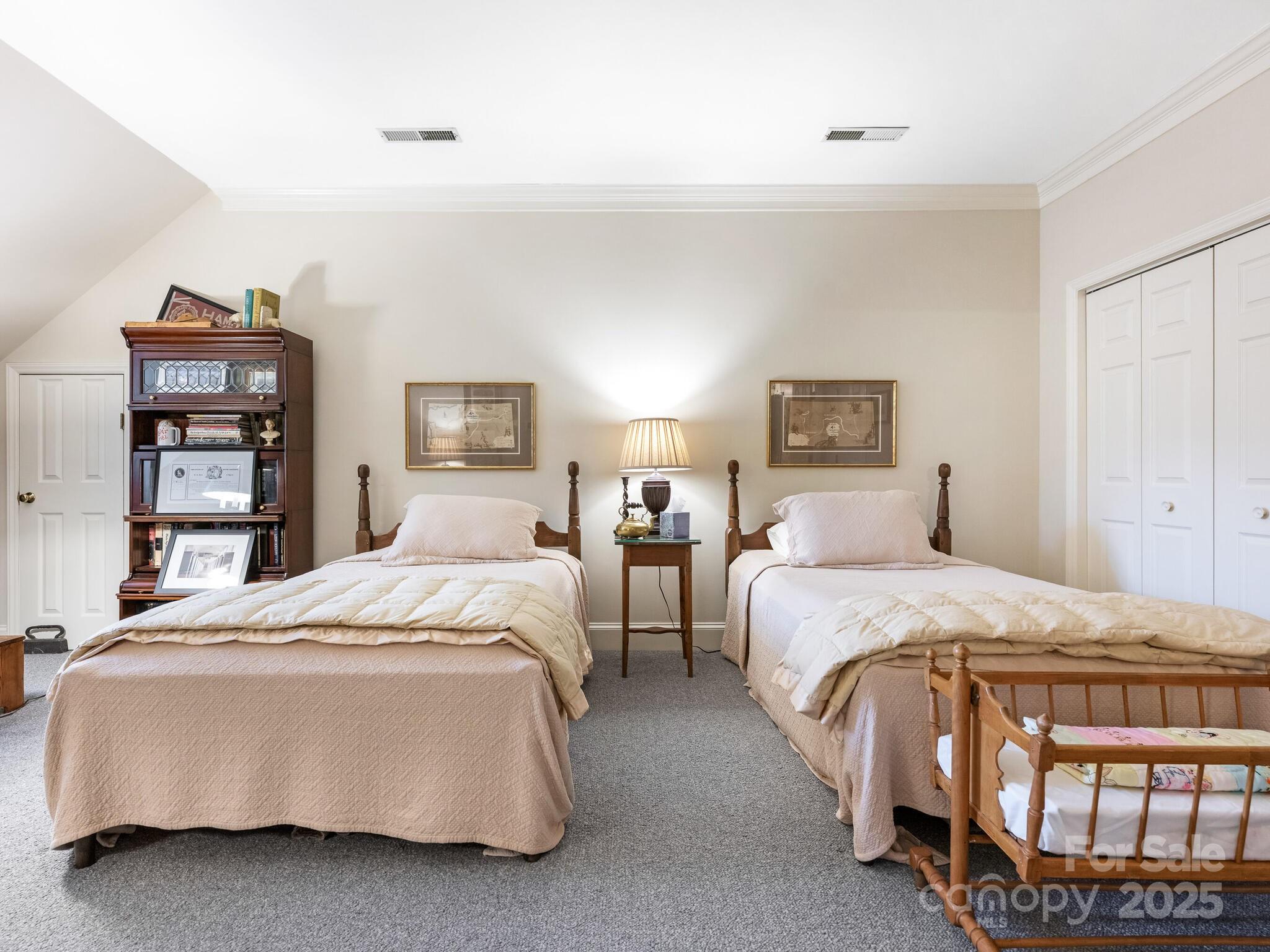 2149 Rolston Drive Charlotte, NC 28207 - Photo 33 of 41 Gallery Image 33