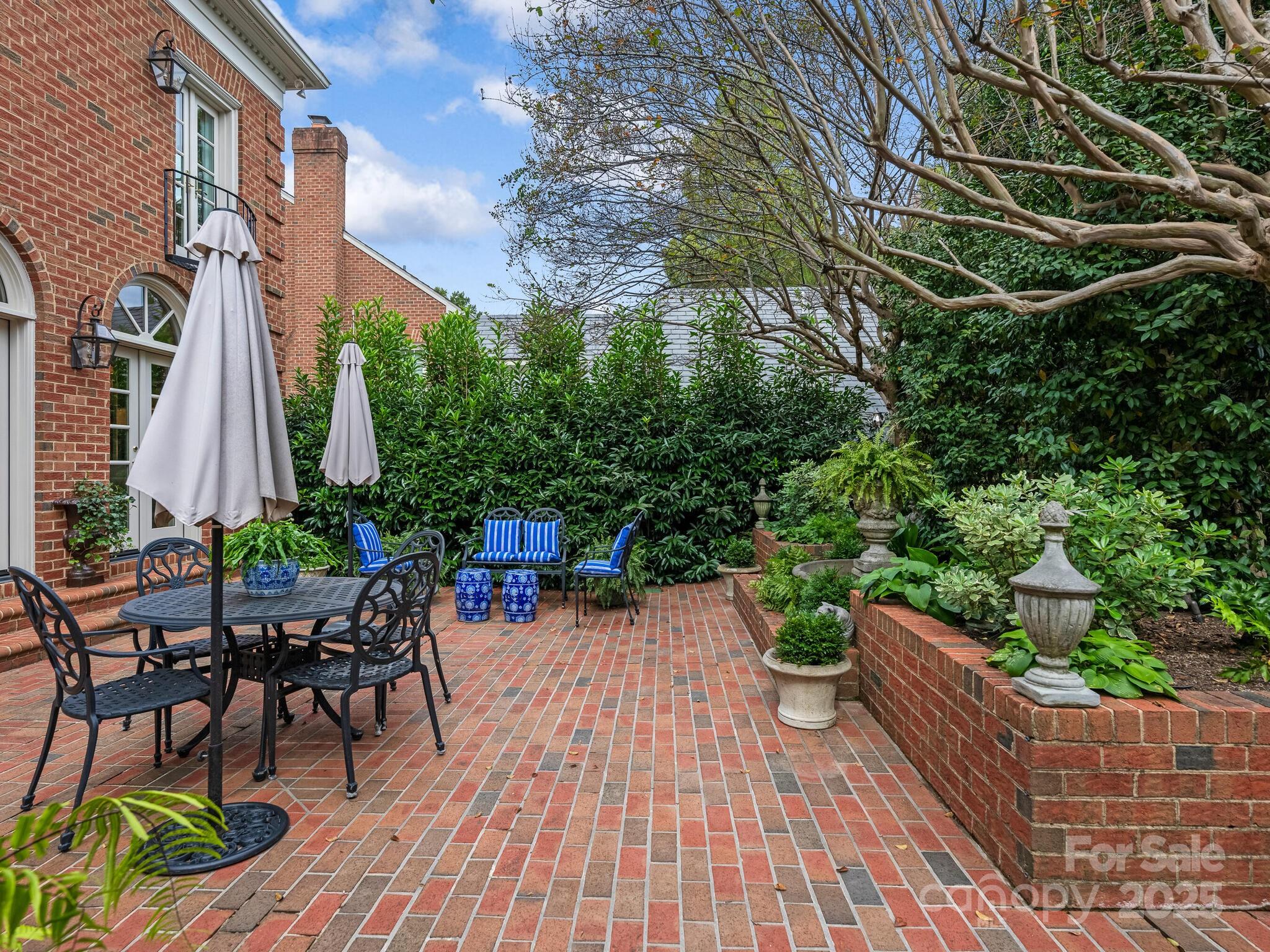 2149 Rolston Drive Charlotte, NC 28207 - Photo 36 of 41 Gallery Image 36