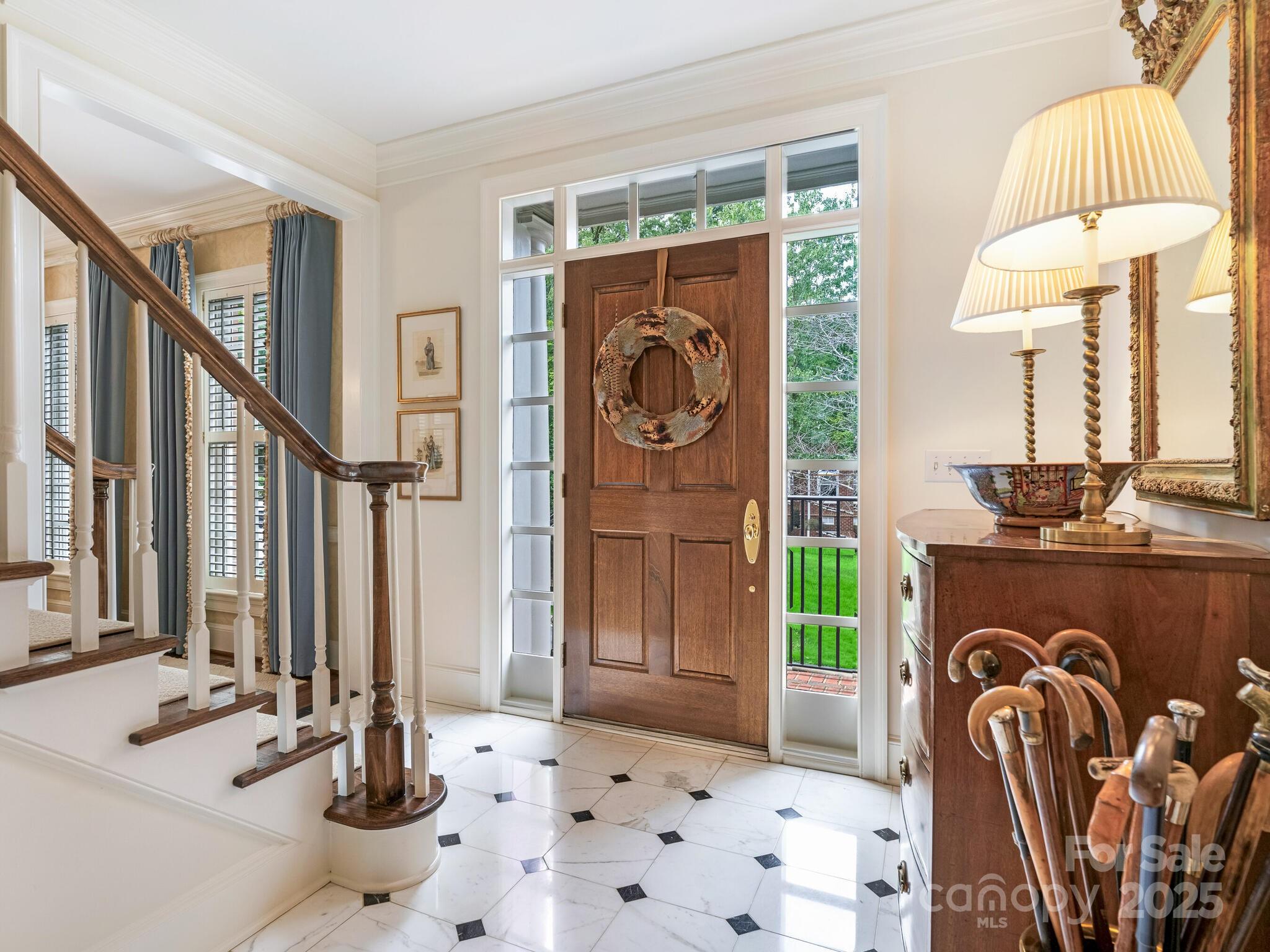 2149 Rolston Drive Charlotte, NC 28207 - Photo 4 of 41 Gallery Image 4