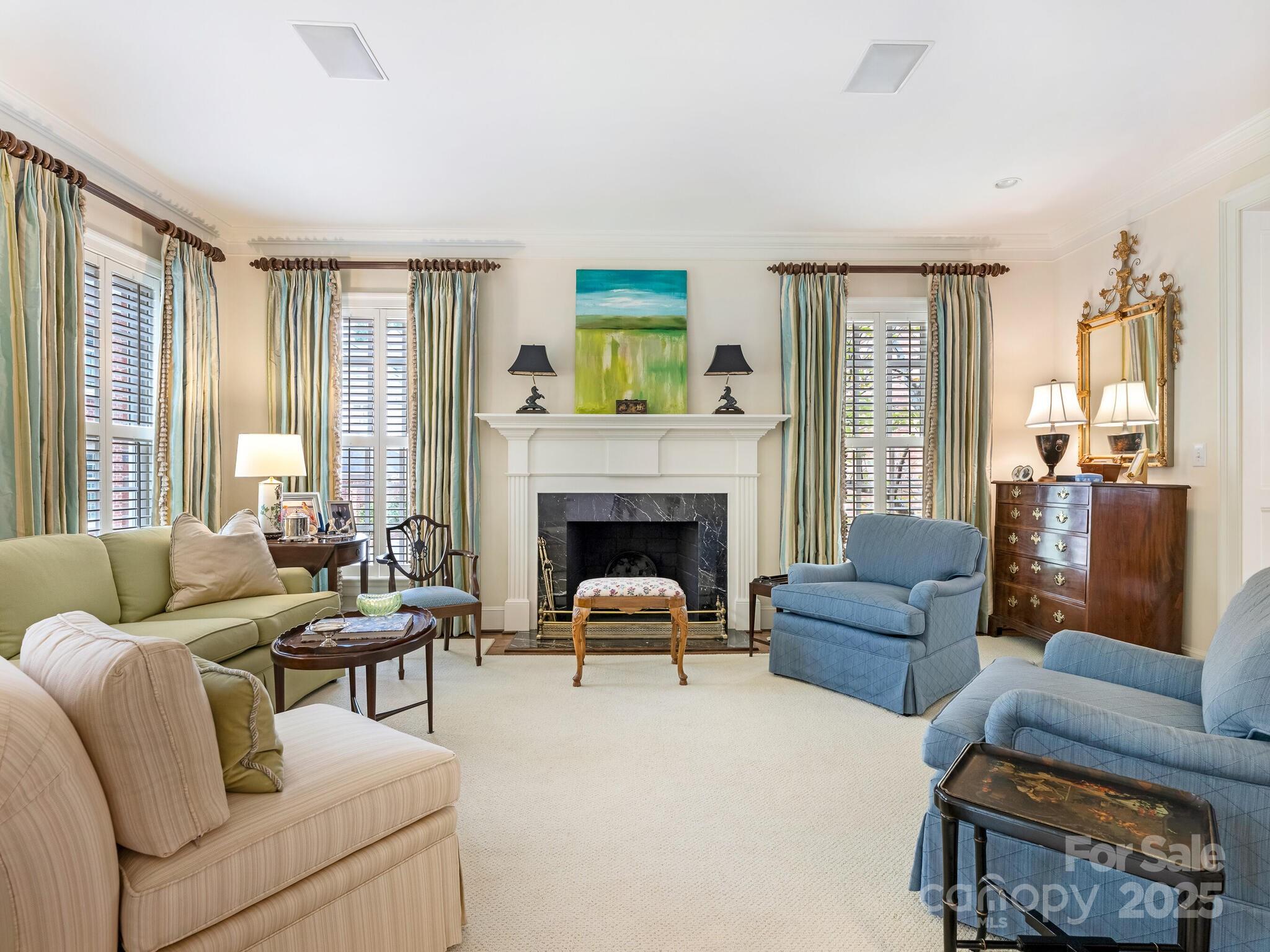 2149 Rolston Drive Charlotte, NC 28207 - Photo 7 of 41 Gallery Image 7