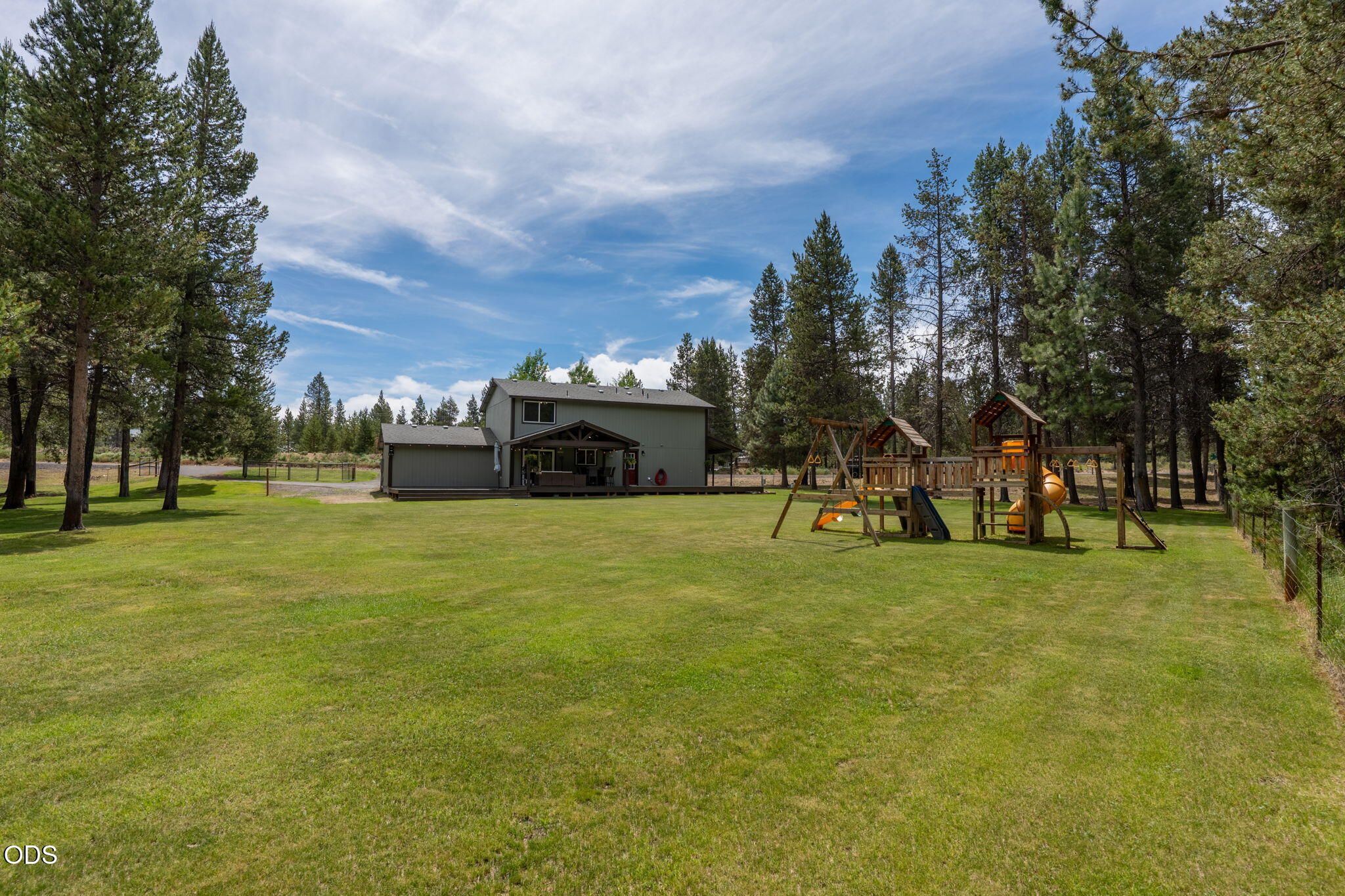 55135 Foster Road Bend, OR 97707 - Photo 60 of 86