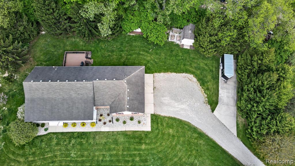 7659 Clyde Road Fenton, MI 48430 - Photo 49 of 52