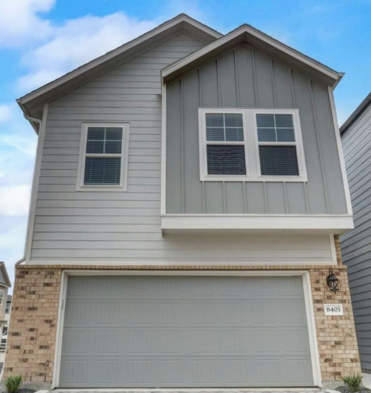 8403 Arden Valley Lane Houston, TX 77063 - Photo 32 of 32 a front view of a house