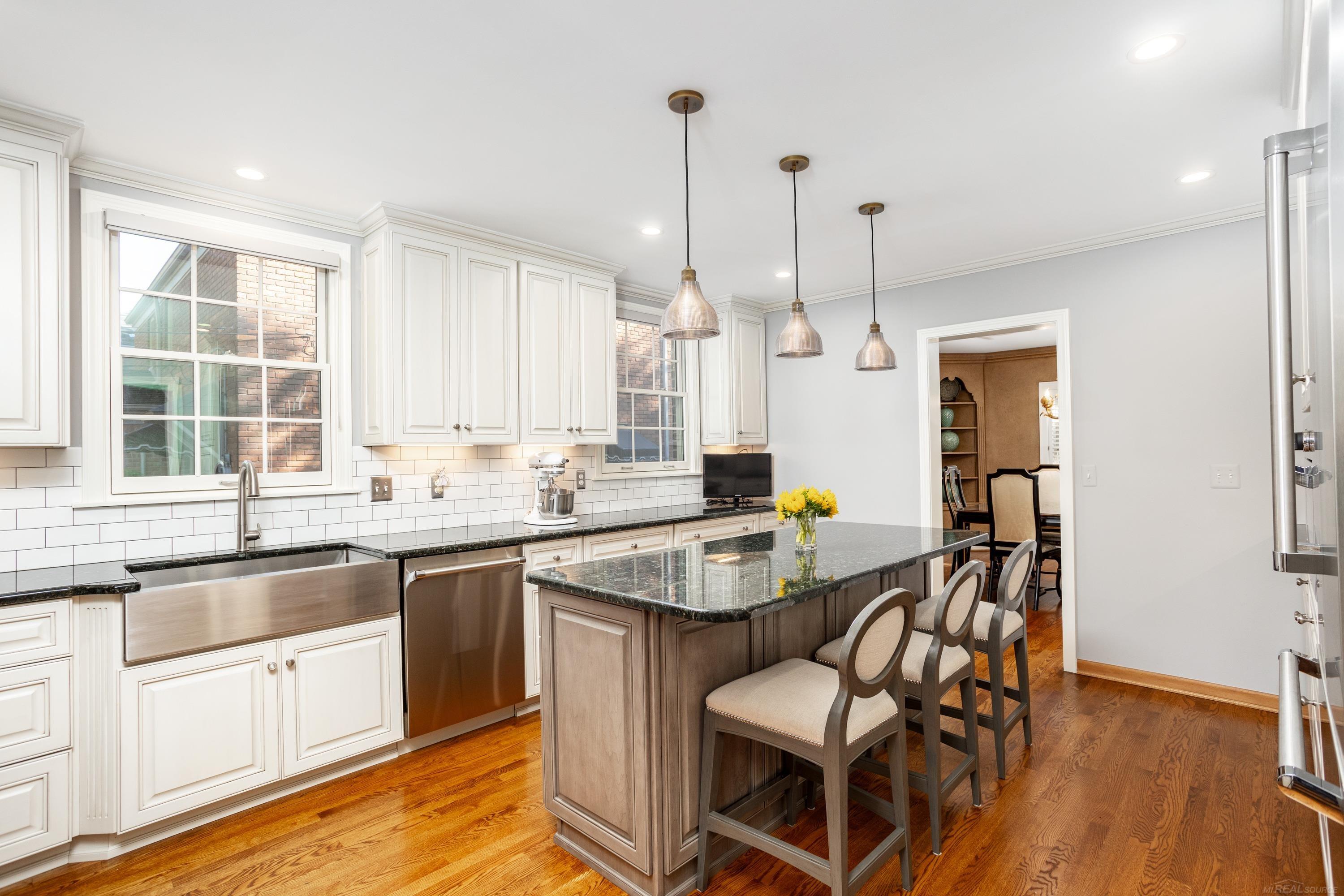 1115 Whittier Road Grosse Pointe Park, MI 48230 - Photo 19 of 68