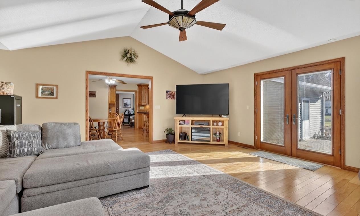 1502 7 Mile Road Kawkawlin, MI 48631 - Photo 9 of 31