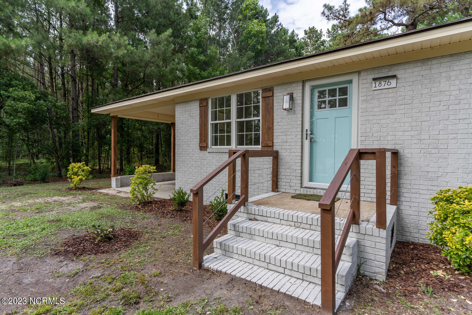 1876 Old Mill Road Wallace, NC 28466 - Photo 2 of 18 Front Door
