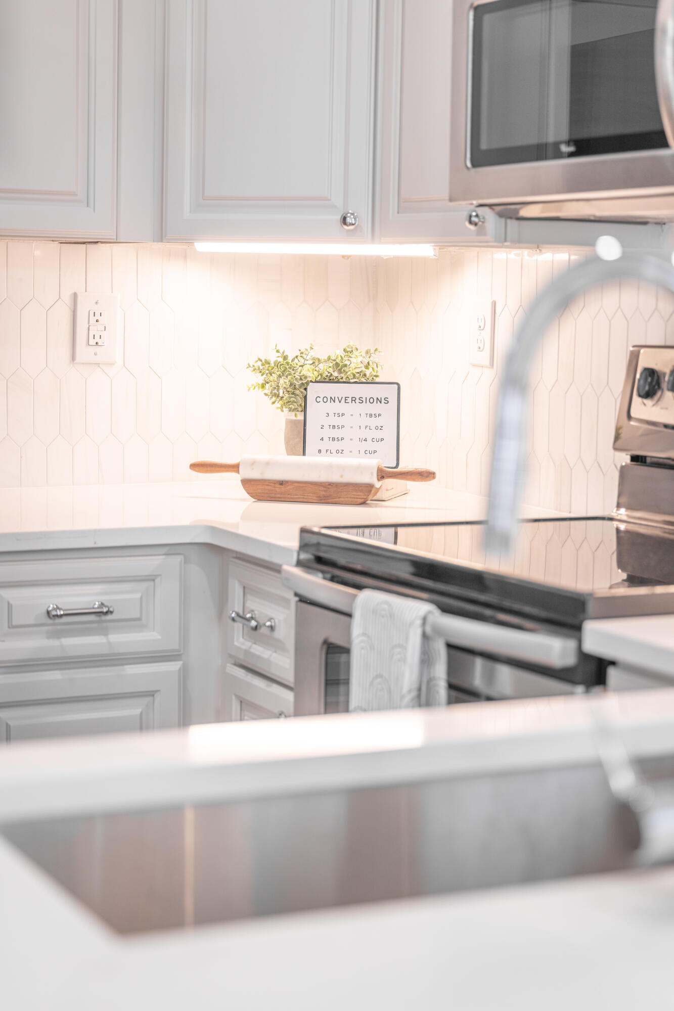 152 Maple Street Charleston, SC 29403 - Photo 17 of 65 152 Maple St-106