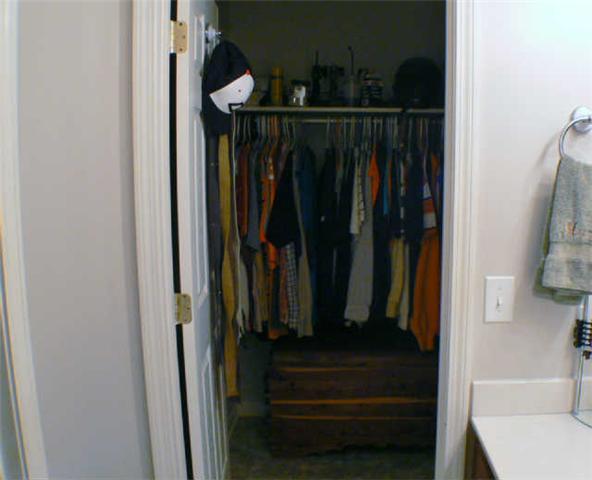 122 Fairfield Road Wartrace, TN 37183 - Photo 7 of 12 WALK IN CLOSET IN MBR