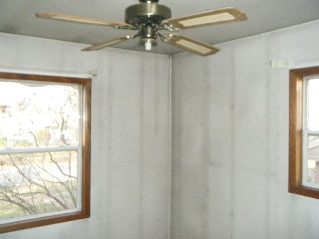 2000 Churchill Road Franklin, IN 46131 - Photo 9 of 10 Gallery Image 9