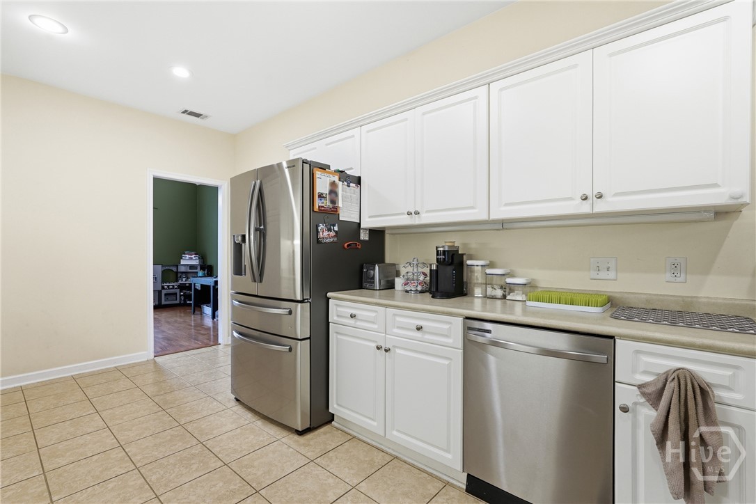 113 Suffolk Road Savannah, GA 31410 - Photo 15 of 40