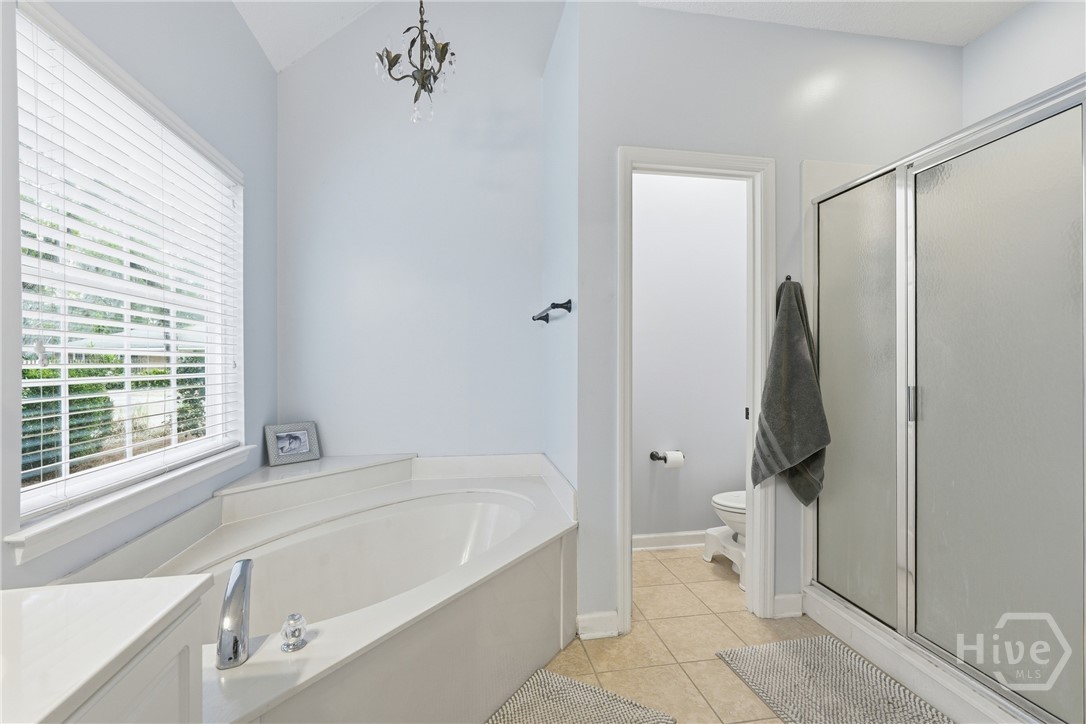 113 Suffolk Road Savannah, GA 31410 - Photo 21 of 40 Ensuite Bathroom